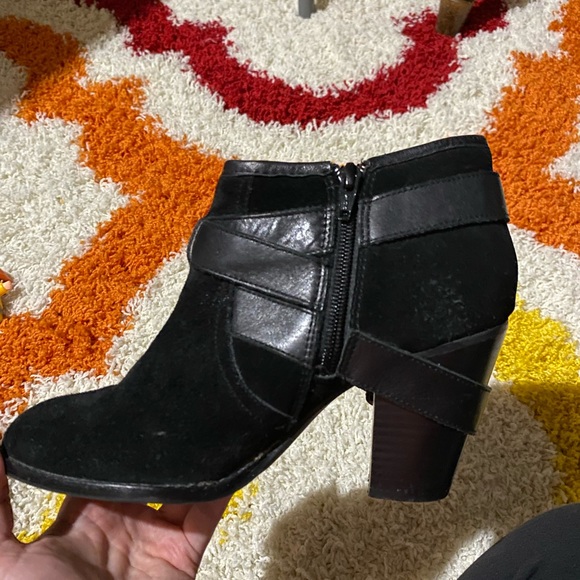 Gianni Bini black booties - Picture 8 of 10